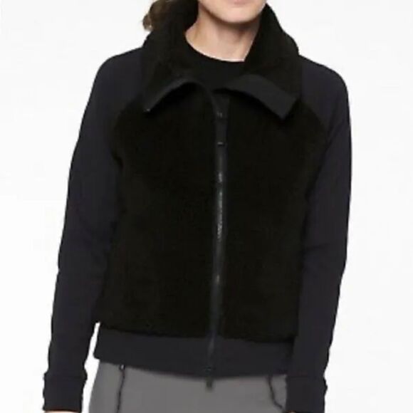 Athleta Black Sherpa Range Jacket Coat Sz Small - Picture 1 of 6